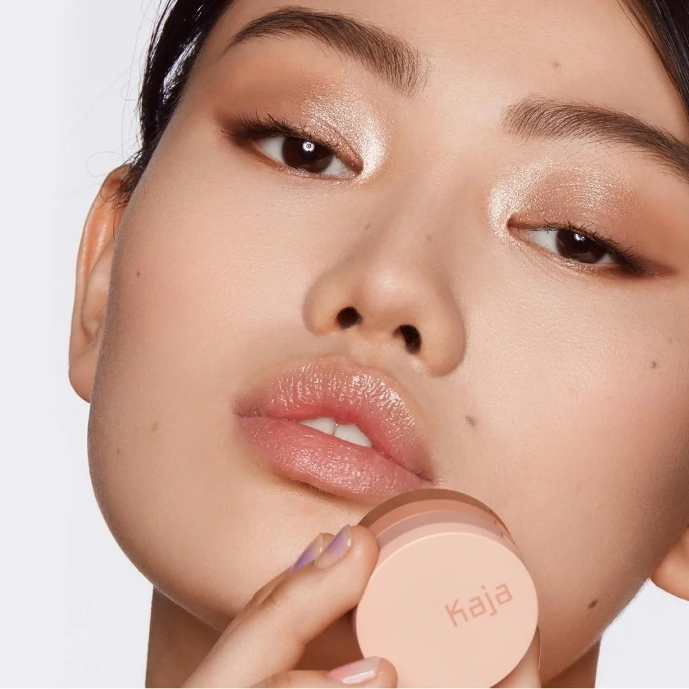🌸✨ KAJA Beauty Bento Trio – Bouncy Mosaic Chrome, Shimmer & Matte Stack ✨